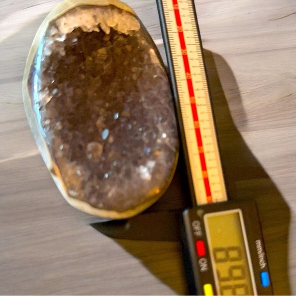 Amethyst - Picture 5 of 6